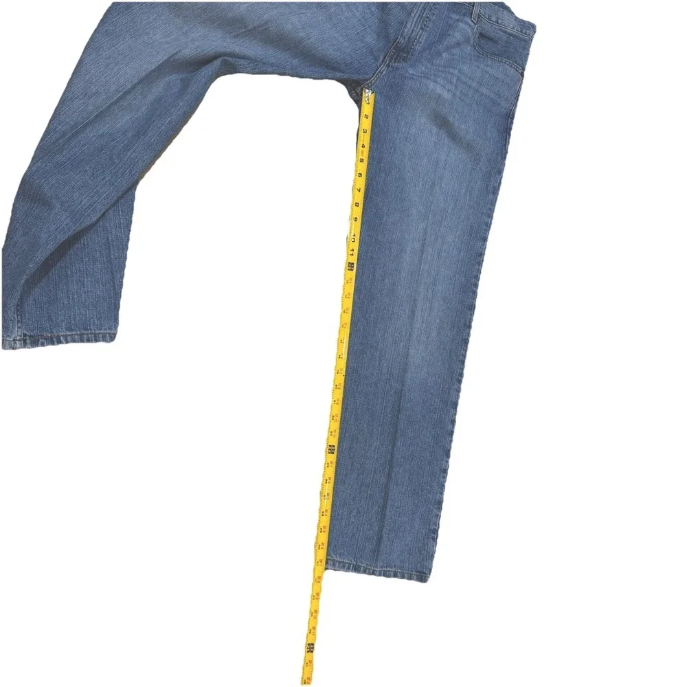 Levis levi 569